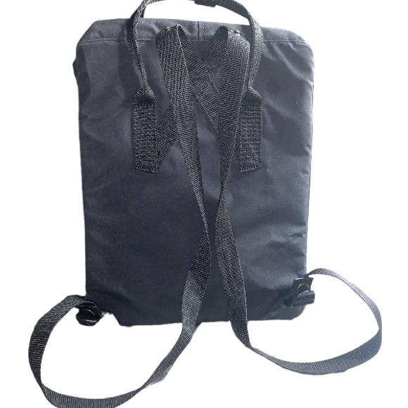 ❌SOLD OUT FjallRaven Kånken Water Resistant Backpack - Picture 3 of 4